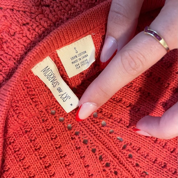 Sky and Sparrow Crochet halter top - Picture 6 of 6